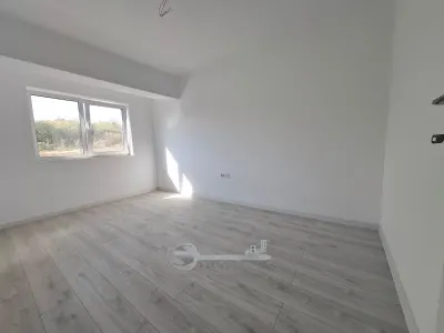 Apartament 3 camere de vanzare in Iasi, Galata, 82 mp, bloc nou - Iasi