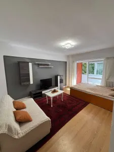 PERSOANA FIZICA inchiriez apartament 3 camere decomandat, Tatarasi, Oancea - Iasi