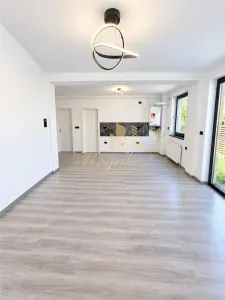 Apartament 3 camere, GRADINA 96 MP, 2 locuri parcare - Zona Girocului - Timisoara