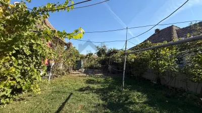 Casă în Ungheni preț 75.000 . 1100 mp teren - Ungheni