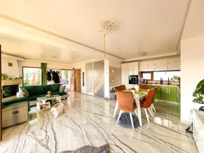 Casa 3 camere cu ciubar si curte, Voronet + Parcare - Cluj-Napoca