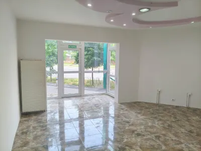 SOARELUI - 2 CAMERE - DECOMANDAT - CENTRALA PROPRIE - POSIBILITATE SAD - Timisoara