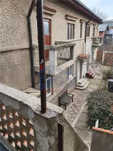Casa cu poveste, curte proprie si un potential aparte, in zona 13 Septembrie - Marriott - Bucuresti