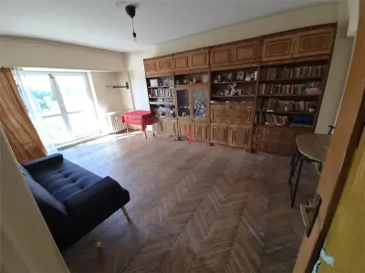 Apartament 2 camere cu potential excelent, in zona ultracentrala - Piata Regina Maria - Bucuresti