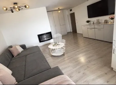 Etaj 1 in bloc nou cu loc de parcare inclus - Timisoara