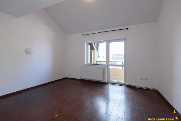Casă 10 camere Brașov - poza 11