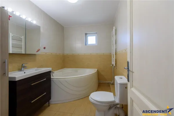 Casă 10 camere Brașov - poza 21