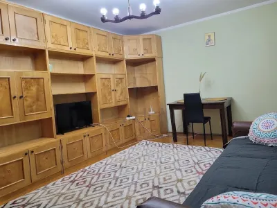 SOARELUI - 2 CAMERE - DECOMANDAT - CENTRALA PROPRIE - ETAJ INTERMEDIAR - MOBILAT - Timisoara