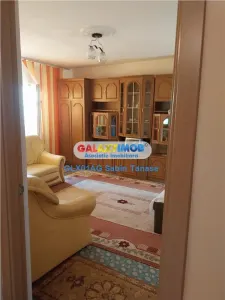 De  vanzare  apartament cu 3 camere cf 1 dec PRUNDU PARTER - Pitesti