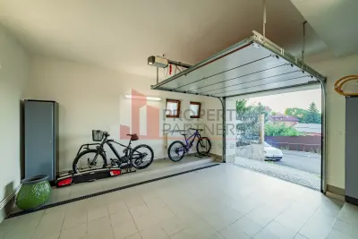 Casă 7 camere Brașov - poza 21