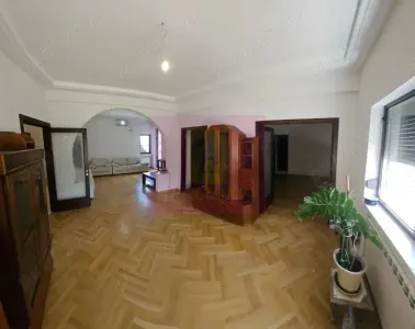 Apartament 4 camere Calea Mosilor complet renovat - Bucuresti