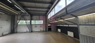 Hala de inchiriat la DN1, zona Campina - Cornu
