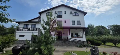 Pensiune de vanzare in Cornu - Cornu