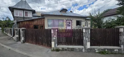 Casa cu 5 camere de vanzare in Breaza - Breaza