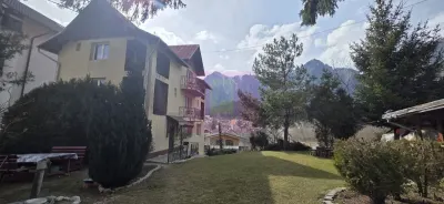Vila de vânzare cu 8 camere și garaj in Busteni - Busteni