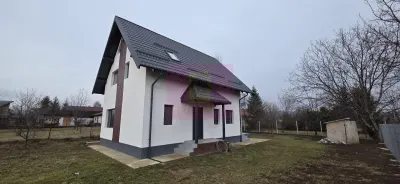 Vila de vanzare cu 4 camere in Brebu - Brebu