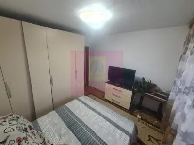 Apartament cu 3 camere de vanzare in Campina - Zona Cuza - Campina
