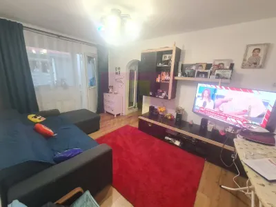 Apartament cu 3 camere de vanzare in Campina - Zona Cuza - Campina