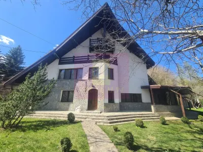 Vila de vanzare in Breaza - Zona Breaza de Sus - Breaza