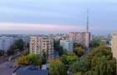 Apartament 3 camere | Metrou & Plaza Romania | Geam - Bucuresti
