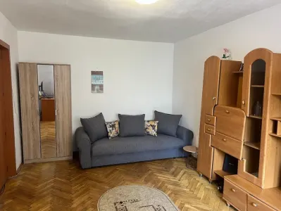 Apartament cu o camera, Podu Ros - Iasi