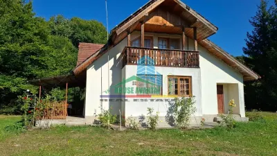 Casa de vacanta /Cabana de vanatoare  Soveja - Vrancea - Soveja