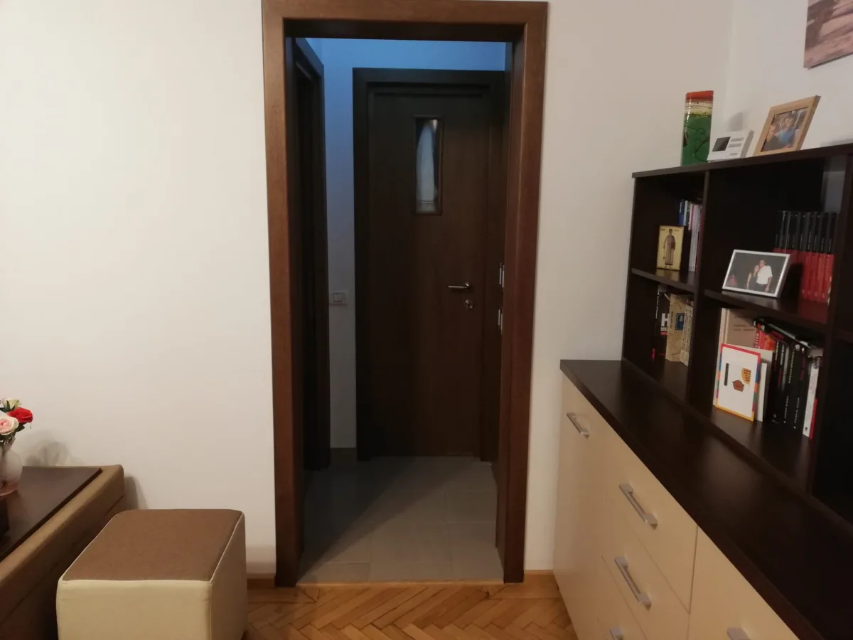 Apartament 4 camere București - poza 2