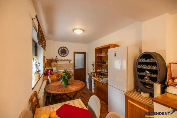 Casă 10 camere Brașov - poza 37
