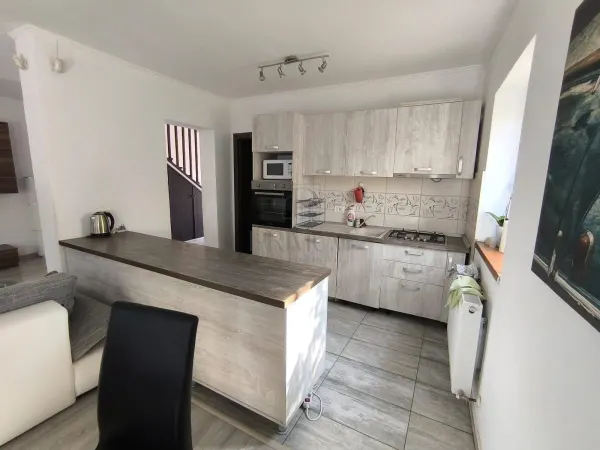 Casă 3 camere Dumbrăvița - poza 4