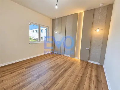 Casă 3 camere Miroslava - poza 4