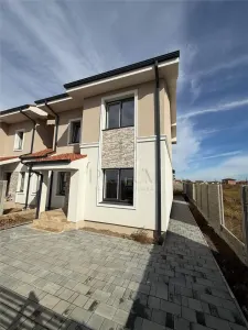 NOU PE PIAȚĂ-MOSNITA NOUA - DUPLEX PE ETAJ - Mosnita Noua