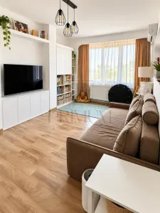 GHEORGHE LAZAR - RENOVAT - LIFT - 4 CAMERE - 2 BAI -  2 BALCOANE - CENTRALA PROPRIE - Timisoara