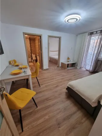 Apartament 3 camere Alexandria - poza 1