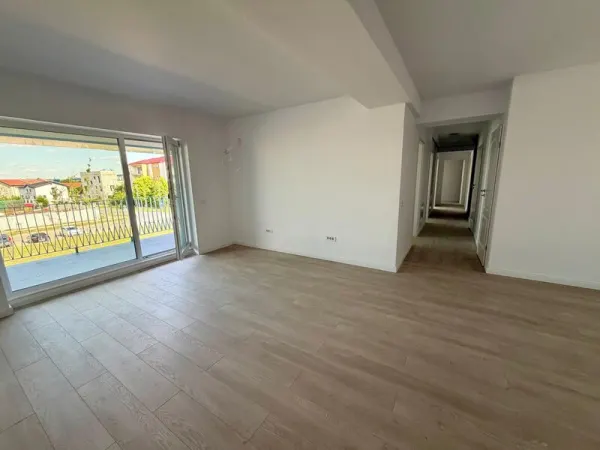 Apartament 4 camere București - poza 2