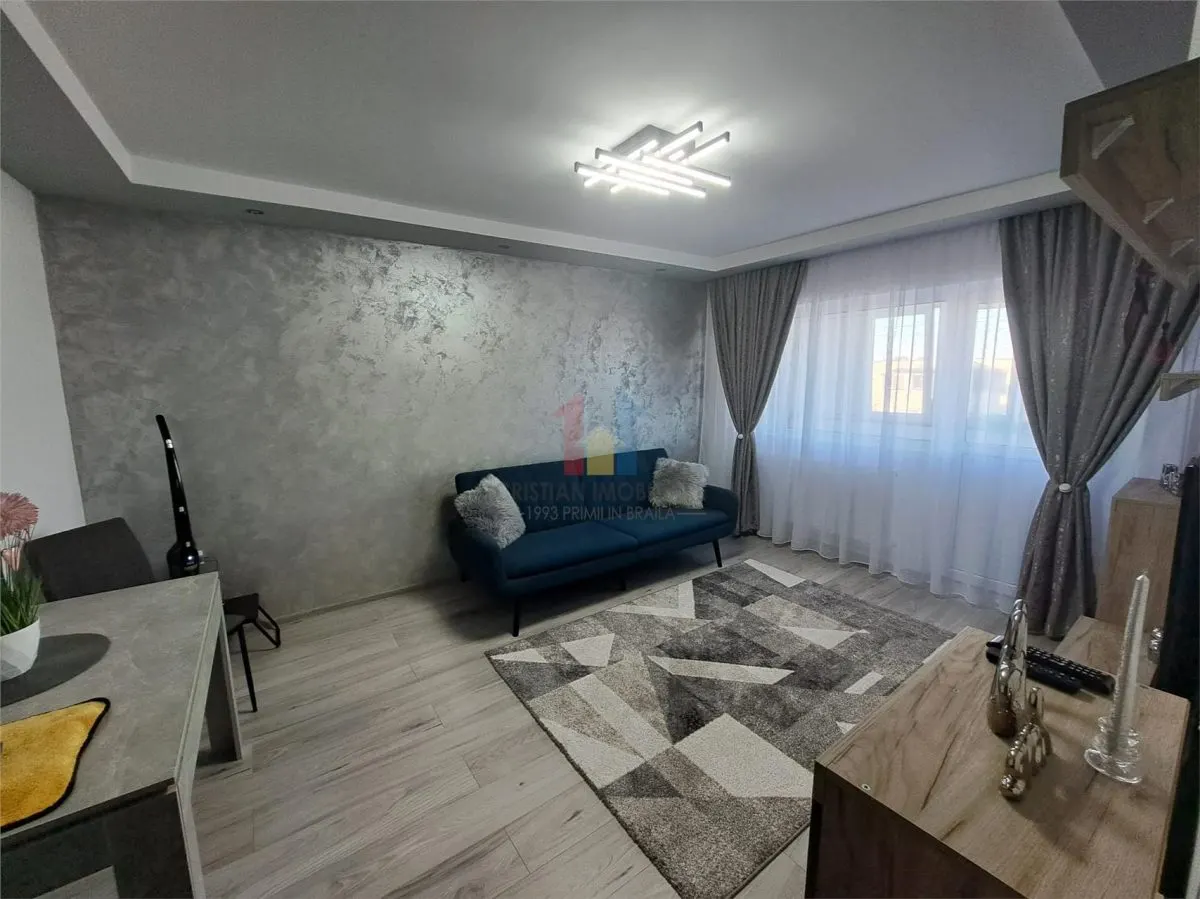 Apartament 3 camere Brăila - poza 1