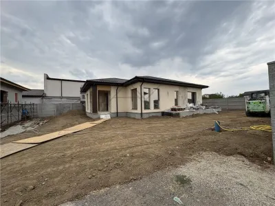 COMISION 0% Vanzare Vila - CASA PARTER DOMNESTI ILFOV - TOATE UTILITATILE - Domnesti