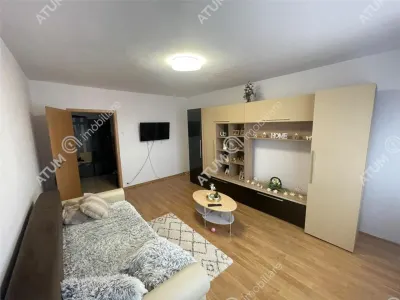 De vanzare apartament decomandat cu 2 camere si balcon tip terasa amplasat in zona MIhai Viteazu din Sibiu - Sibiu