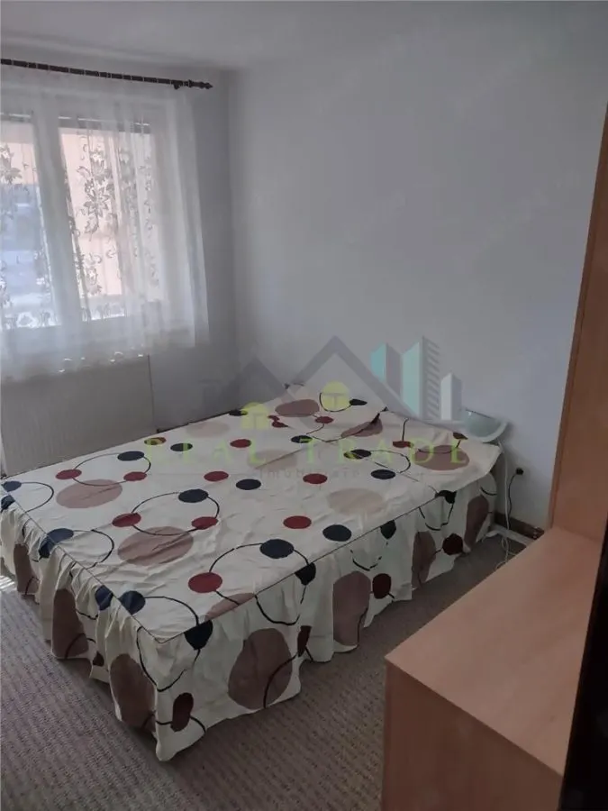 Apartament 2 camere Brașov - poza 1