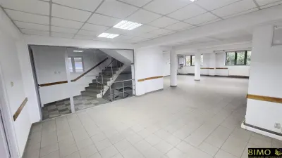 Spatiu de inchiriat langa Primarie, 137 mp / nivel, de la 900 E/luna - Suceava