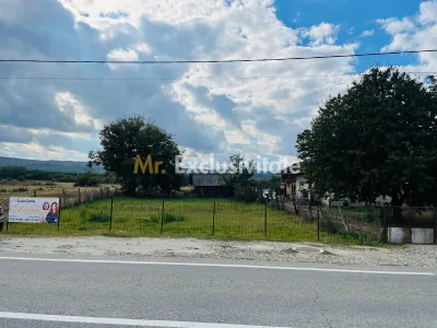 Teren intravilan - 520 mp - stradal Pitesti - Curtea de Arges - Manicesti