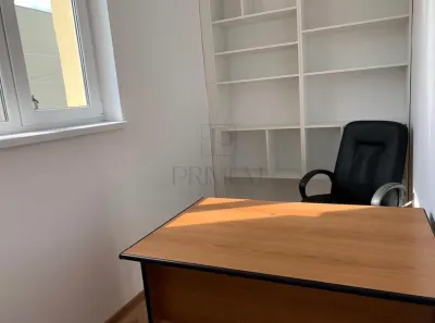 Spatiu de birou - etaj 1 -  zona Maria - 10 mp - Timisoara