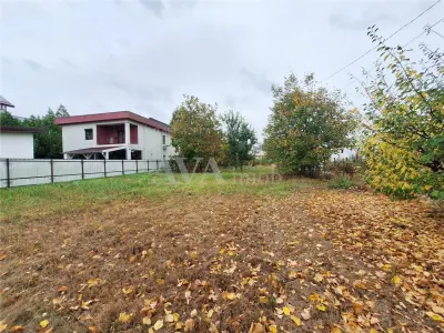 Teren 900 mp intravilan, zona Gradina cu Magnolii - Bacau