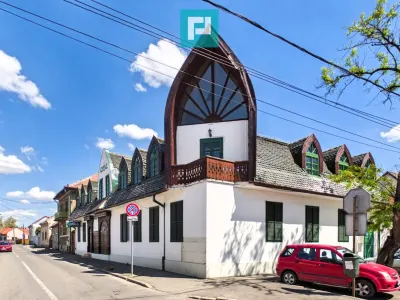 Pensiune 18 Camere cu Restaurant - Cetatea Oradea - Oradea