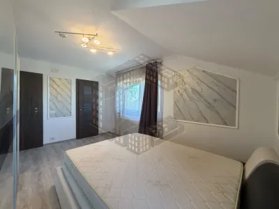 Casă 4 camere Dumbrăvița - poza 9