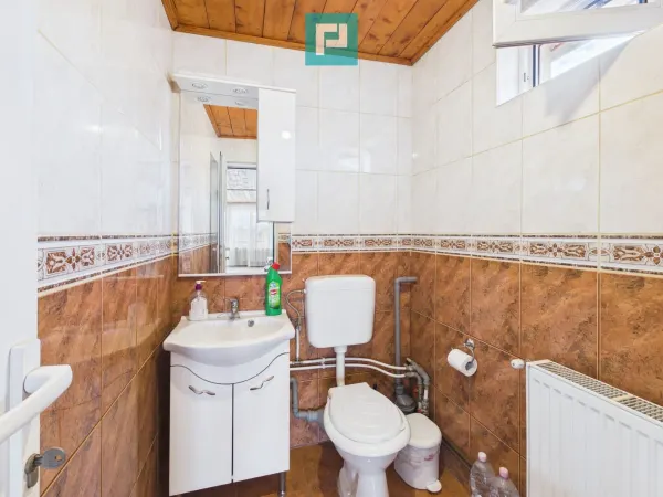 Casă 9 camere Nojorid - poza 22