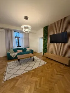 Apartament cu 3 camere in Pta Unirii Corneliu Coposu - Bucuresti