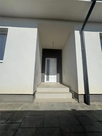 Casă 3 camere Bucovat (Remetea Mare) - poza 4