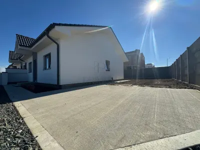 Casă 3 camere Bucovat (Remetea Mare) - poza 6