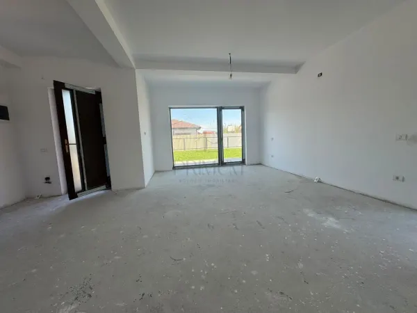 Casă 4 camere Moșnița Nouă - poza 15