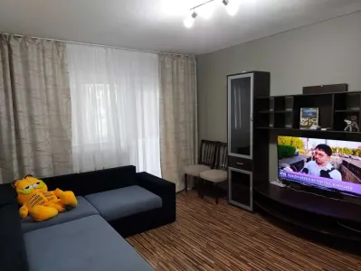 Inchiriez apartament 3 camere, 70 mp, confort 1, ultracentral - Braila